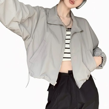 立領短版防風外套 聚酯纖維材質  肩寬47cm 胸寬55cm 袖長58cm 全長61cm  灰