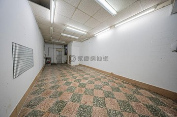 光華夜市三和市場內超優質透天店面｜高雄市苓雅區廣州二街