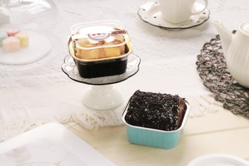 【A180】100入 透明蓋鋁箔容器 彩色錫箔 烘烤盒 布丁模 方形鋁箔 多色可選 可加購蓋子 180mL 鋁箔碗 外帶盒 烘烤盒 乳酪蛋糕 重乳酪 方形焗烤盒 烤模 發糕年糕蘿蔔糕 過年年節【領券滿額再折千12/31止】