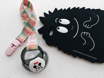 hairmo。彩色格紋奶嘴夾/奶嘴鍊/手帕夾