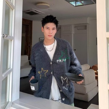 針織小外套外套 韓版慵懶風寬鬆V領字母刺繡 秋冬新款毛衣