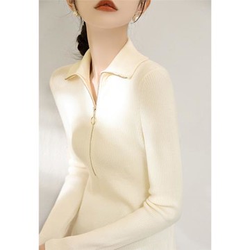 2025秋冬新款上衣米白色新款翻領半拉鏈設計長袖針織衫女高領毛衣