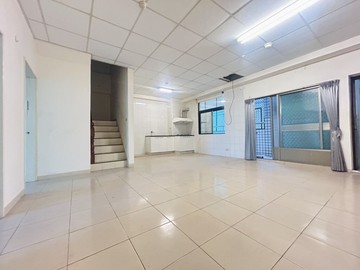 亞灣｜大遠百｜低總價｜稀有樓中樓｜大四房｜高雄市苓雅區中華四路