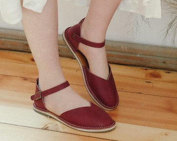 酒紅色涼鞋、皮革涼鞋、夏季鞋、女士涼鞋、赤足涼鞋、皮革平底鞋
