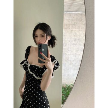 Lienni2025春夏新款收腰顯瘦鏤空方領蕾絲荷葉波點長款連衣裙女