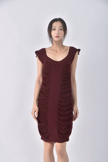 (S) 露肩紅色洋裝