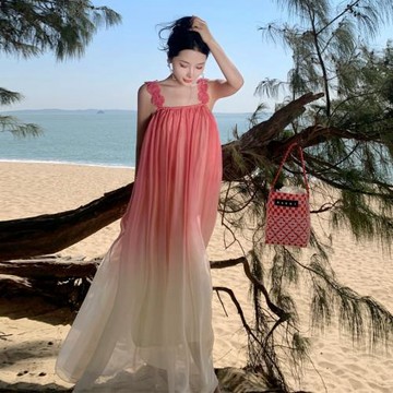 度假拍照沙灘裙海邊粉色漸變吊帶真絲長裙繡花超仙云南扎染裙子