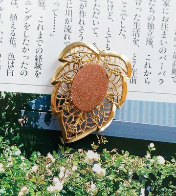 Vintage Jewelry  金屬鍍金 簍空 小葉子 小巧 別針  胸針
