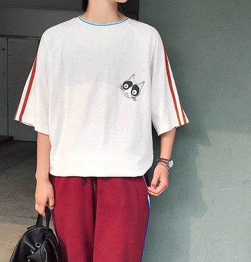 FINDSENSE H1 2018 夏季 新款  卡通印花  寬鬆 男女情侶 五分袖 T恤 短袖 時尚 休閒 潮上衣