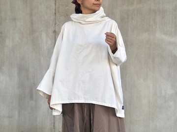 連帽斗篷式上衣/海軍藍