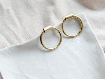 Golden hoop黃銅耳環
