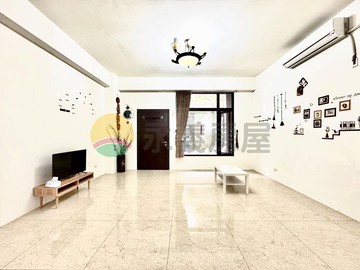 太原足球場旁|輕屋齡社區型五房電梯別墅|車庫雙車｜台中市太平區建和路一段