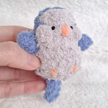 和尚鸚鵡娃娃8.5公分 可加鑰匙圈 吊飾  可客製改色 手作毛線鉤織
