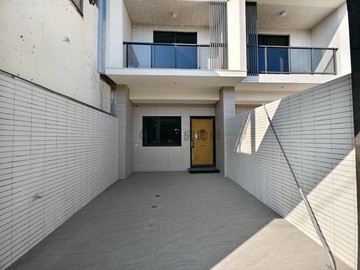 ✨永康龍王育樂全新完工間間套房車庫別墅A1✨｜台南市永康區育樂街