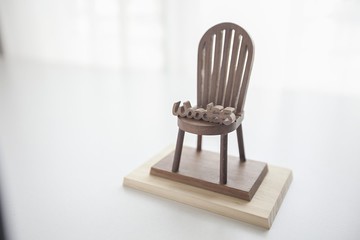 客製化開店禮物原木經典款手機座 - 胡桃木小椅