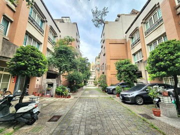 大毅台中公園別墅｜震後18年屋大四房花園別墅｜台中市東區福仁街