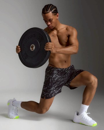 2XU Motion 5.5 Inch Shorts 男士 挑戰者輕盈快乾5.5吋機能運動短褲｜渲染黑