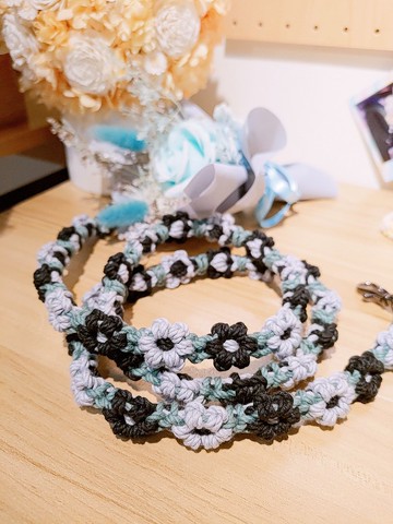 可調/全花固定長度雙色花花手機掛繩背帶-莫蘭迪綠+淺灰+黑