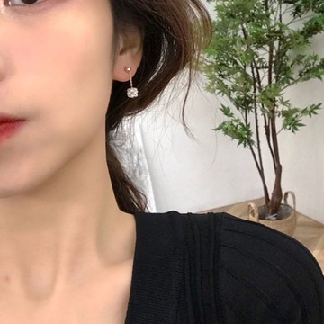 帶珍珠耳環的少女漿果 女韓國氣質溫柔小球耳墜小巧迷你耳釘耳夾