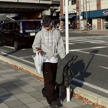 現貨｜24HR出貨【𝐀𝐑𝐃𝐀𝐒𝐇】 韓國 Never Pressing Culture 線條雙鏈連帽外套