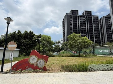 鶯歌鳳鳴重劃區鳳福公園旁-幸福成家電梯二房｜新北市鶯歌區鳳吉一街