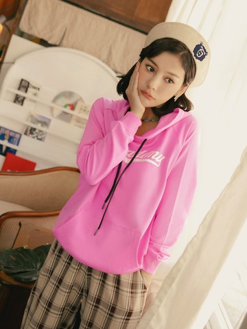 情侶系列-率性美式字母印花帽T(女)