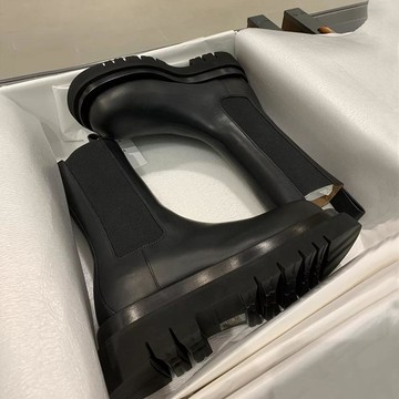 臺灣/✨中筒靴 馬丁靴 機車靴2025春秋冬新款百搭中筒短靴子切爾西煙筒靴加絨厚底防滑馬丁靴女
