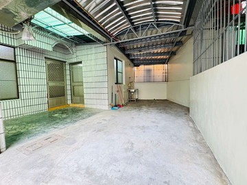 大樓價買透天免1200萬/文藻鼎金商圏採光雙車透天｜高雄市三民區鼎貴路