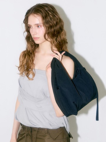 Mellow Puff Mini Tote Bag [Black]