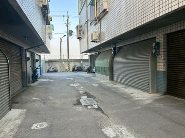 告別高管理費｜大樓價換歸仁車庫透天｜台南市歸仁區南潭三街