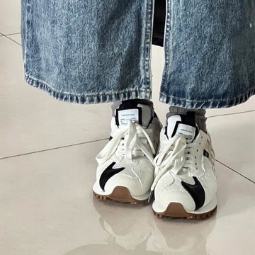 奶茶小蠻腰女款鞋春秋季華夫阿甘鞋黑白拼色老爹鞋厚底運動小白鞋