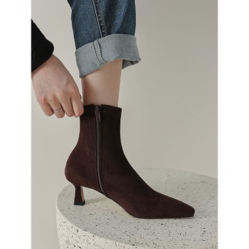 澤西自制 法式尖頭高跟瘦瘦靴女復古棕色小貓跟踝靴絨面彈力短靴
