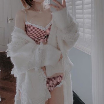 桃蜜糖內衣女無鋼圈甜美少女格子文胸套裝薄杯蕾絲美背性感小胸