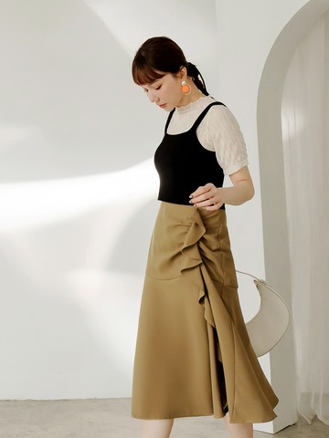 素色不對稱荷葉拼接傘襬長裙