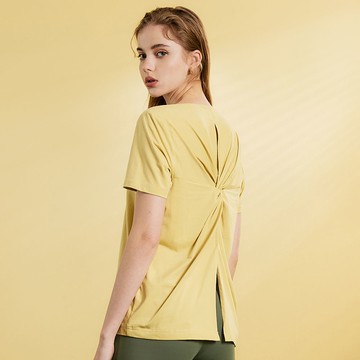 OUWEY歐薇 俏麗塗鴉後挖空扭結開衩上衣(黃色；S-L)3222081218