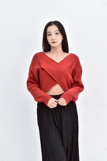 加購優惠(L)  紅色針織交叉長袖毛衣