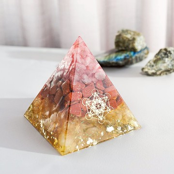 【粉晶、金砂石、黃晶】奧根水晶能量金字塔Orgonite 8x8 cm