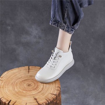 軟皮軟底真皮短靴女春秋單靴平底休閑馬丁靴2025秋款女靴純皮靴子