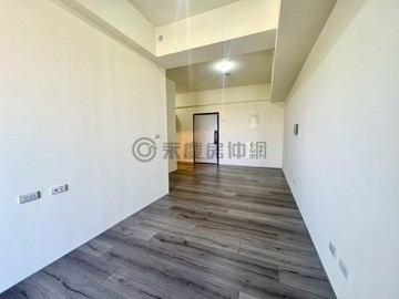 戀上橋頭橋科綻近捷運全新交屋好旺旺幸福宅平車｜高雄市橋頭區新東三街