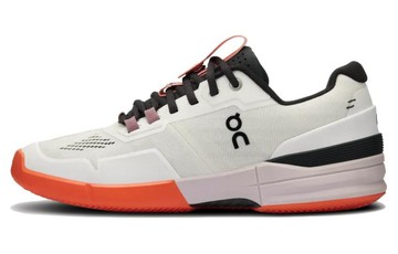 X ON THE ROGER PRO CLAY