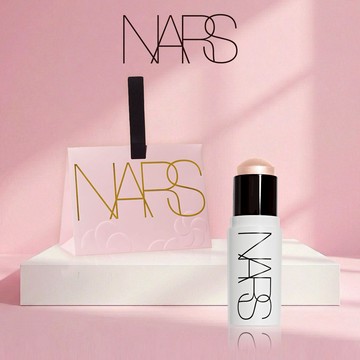 全新💗 【NARS】立體透亮水光棒 | 隨心疊擦 秒澎亮 🎁送給牡羊座時髦女神🎀閨蜜送禮推薦💖520快樂