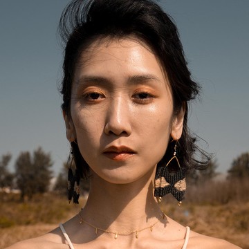 破土而生 盾牌 編織耳環