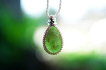 綠葡萄色 大克拉 綠榴石 編織項鍊 1360