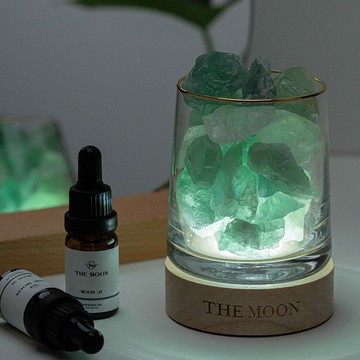 *新禮盒包裝*THE MOON 綠螢石擴香燈 // 專注X財富