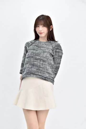 (L) zara 格紋七分袖黑色長袖上衣