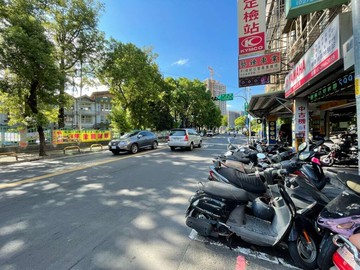 板橋國中黃金店面-饒庭華太平洋房屋｜新北市板橋區中正路