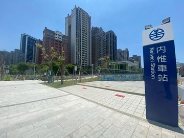 美術館低總價｜大面寬｜收租G3透天店面｜高雄市鼓山區美明路