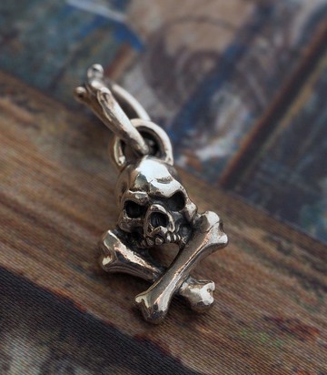 925純銀飾 龐克個性暗黑低調立體交叉小骷髏項鍊墜飾 單墜價