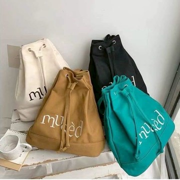 日韓小眾新款刺繡大容量抽繩水桶包