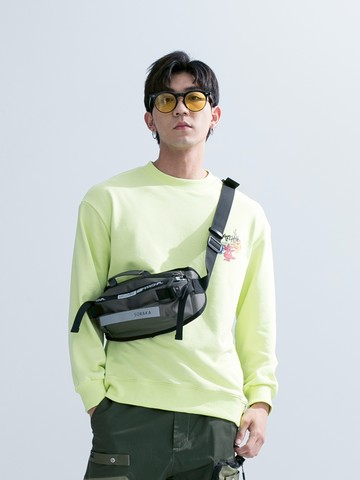 花蝴蝶背圖衛衣